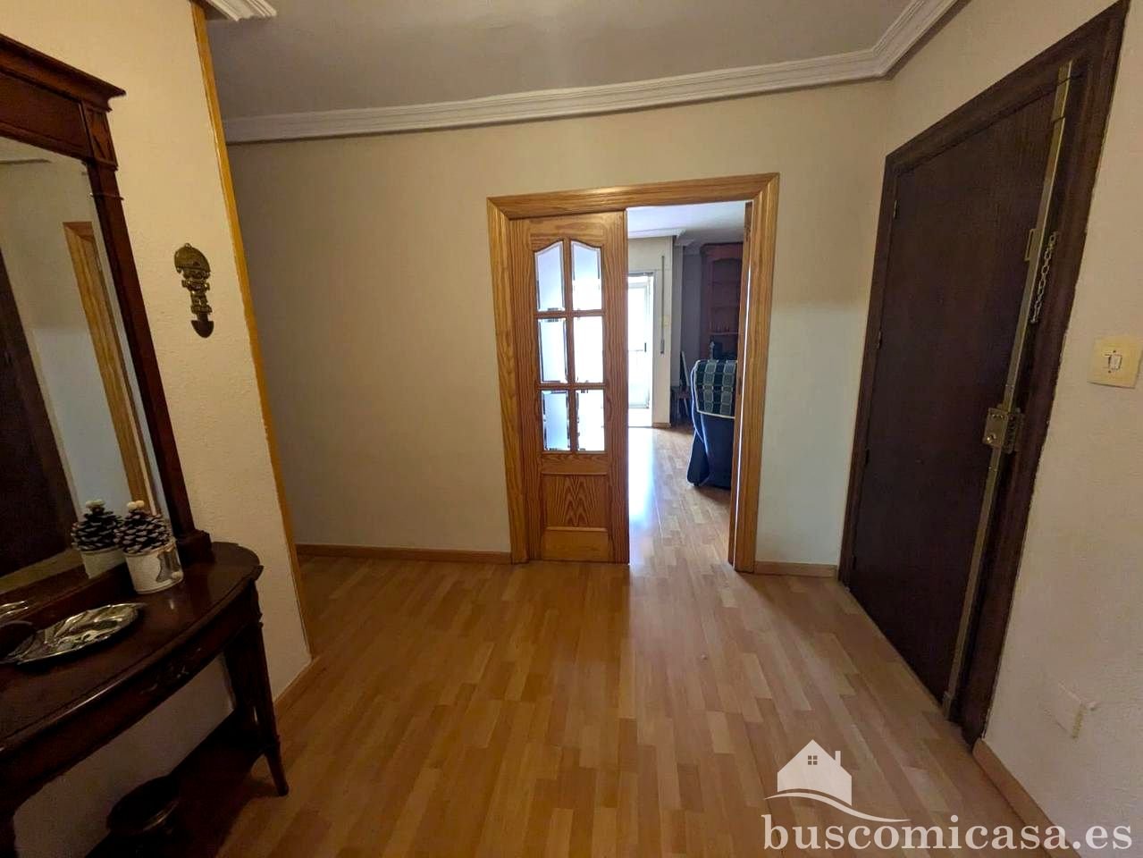 Habitació de lloguer, Linares