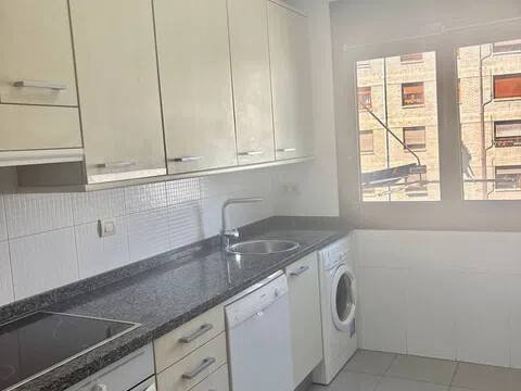 Piso de 89 m² en Oviedo