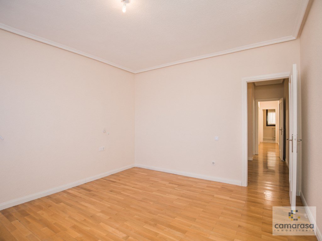 Piso de 130 m² en Ávila