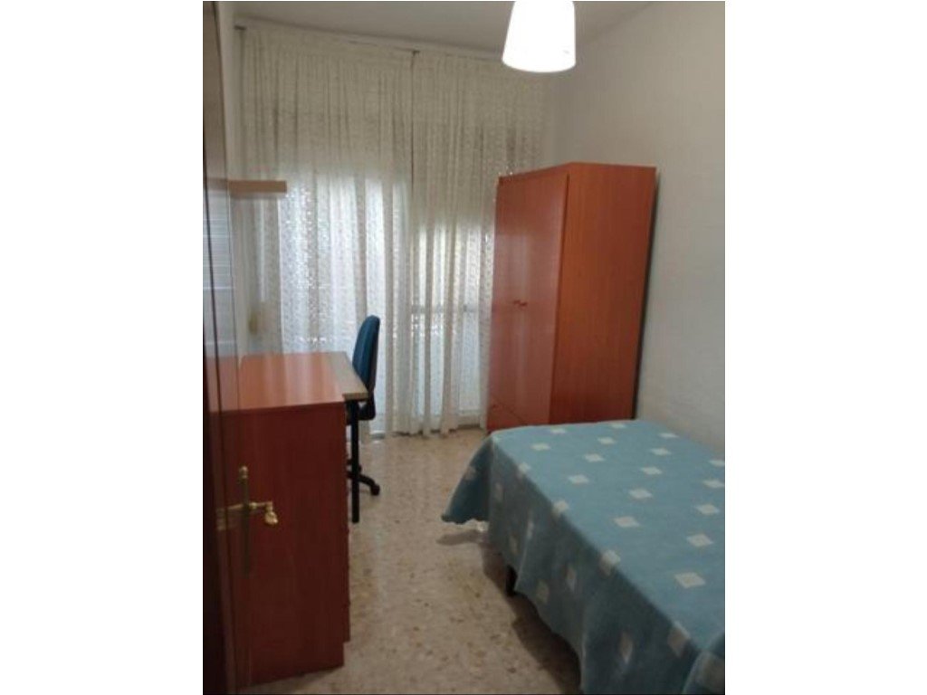 Pis de 90 m² a Còrdova