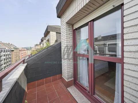 Wohnung 130 m² in Oviedo