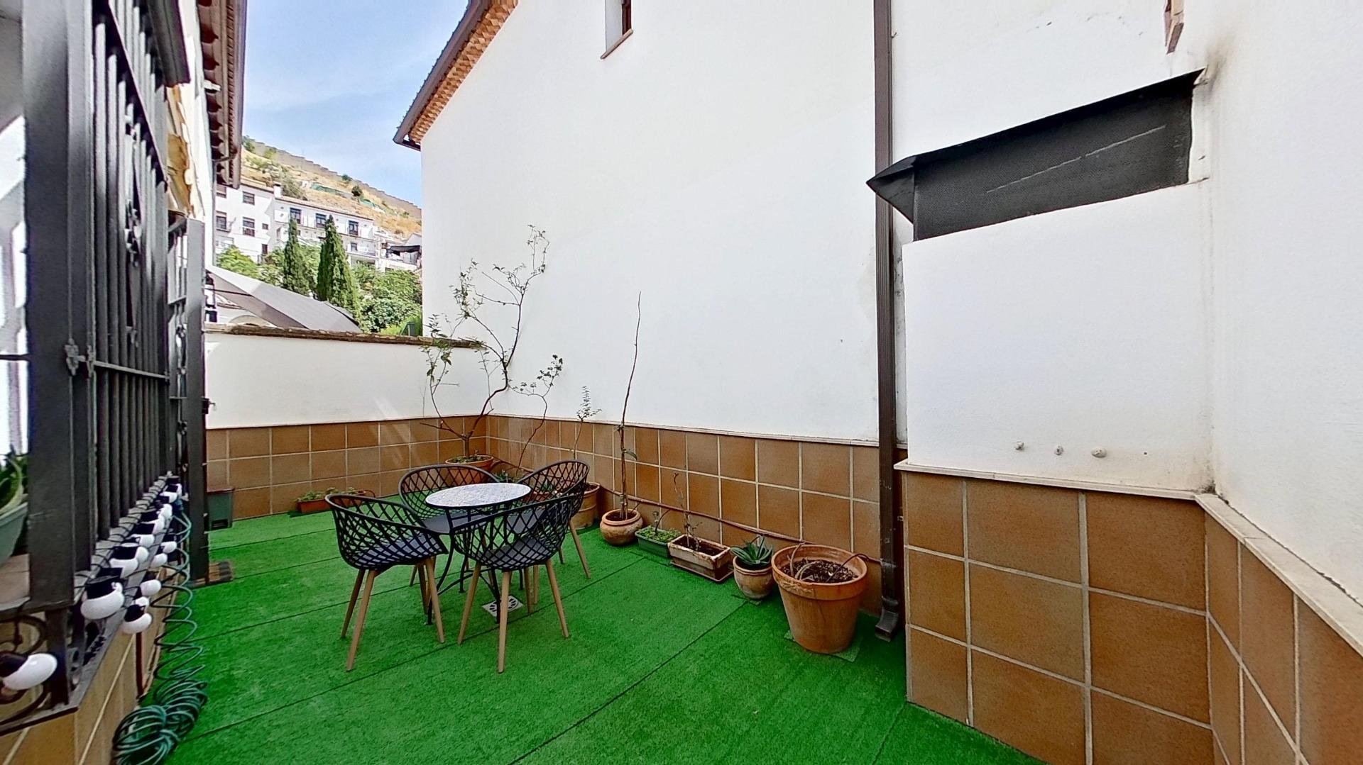 Piso de 71 m² en Granada