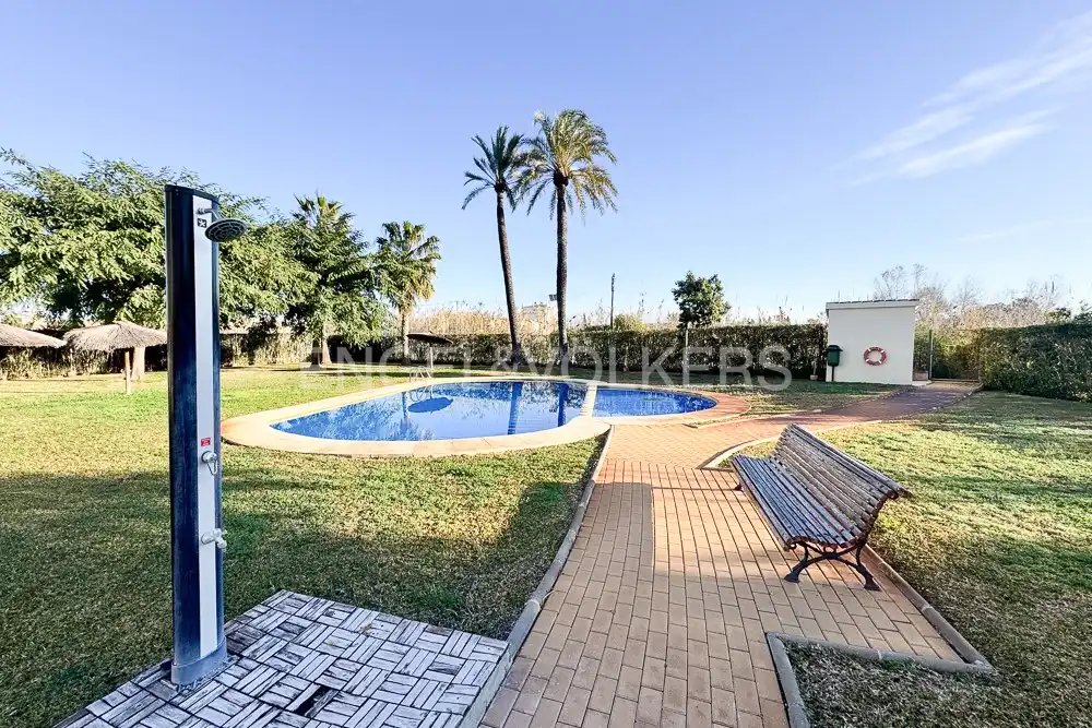 Piso de 74 m² en Oliva