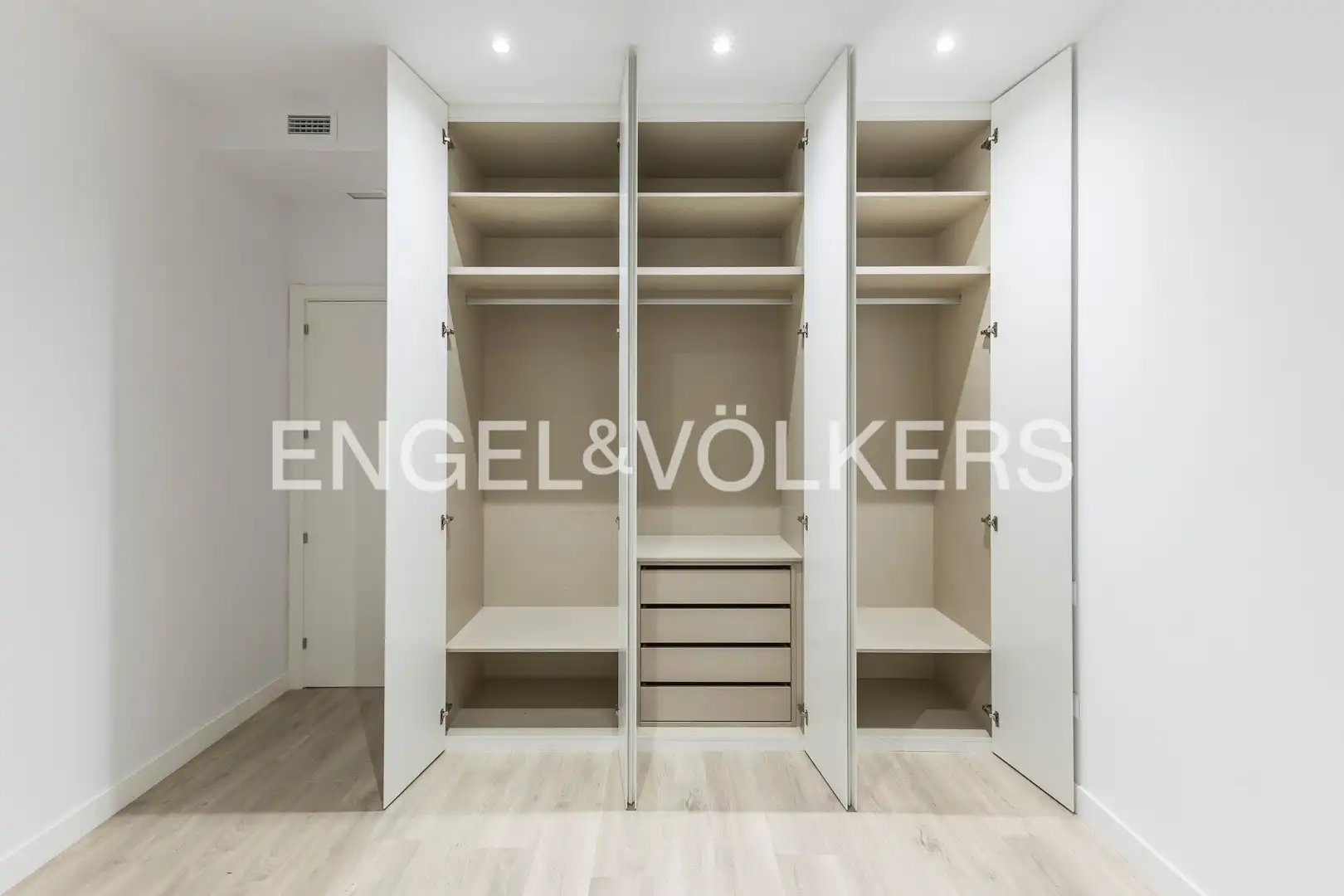 Wohnung 104 m² in Madrid