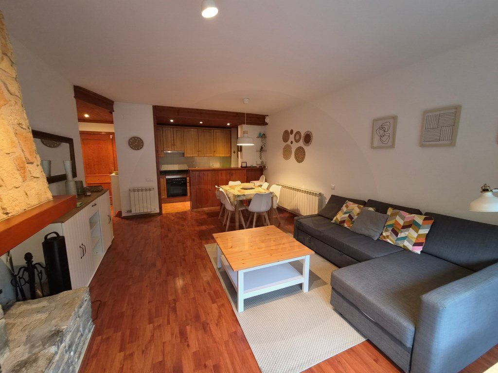 Piso de 70 m² en Les