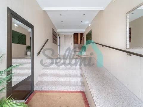 Piso de 101 m² en Oviedo