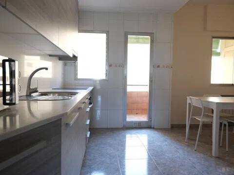 Habitación 140 m², Lérida