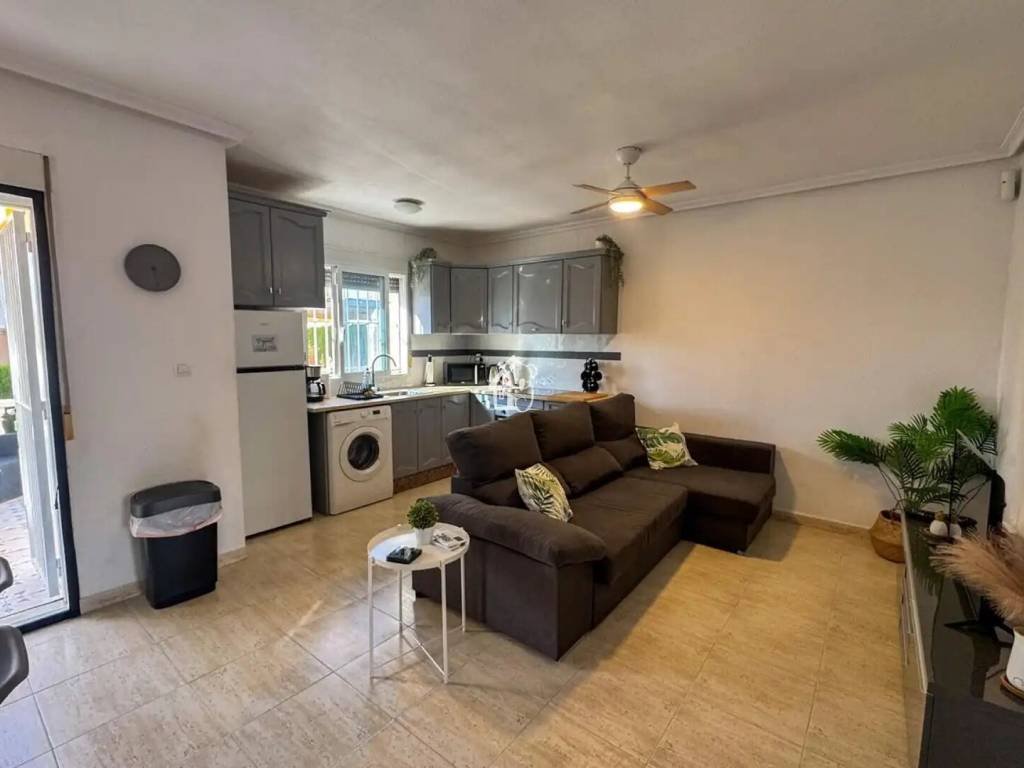 Casa de 84 m² en San Miguel de Salinas