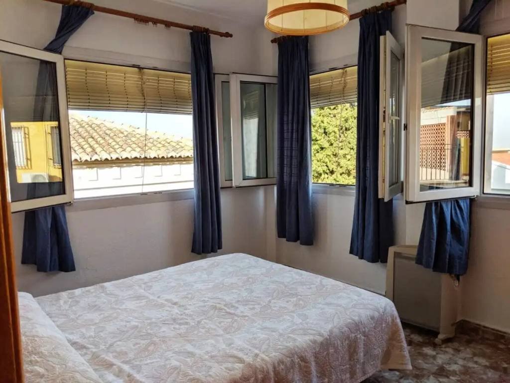 Flat 185 m² in Huétor Vega