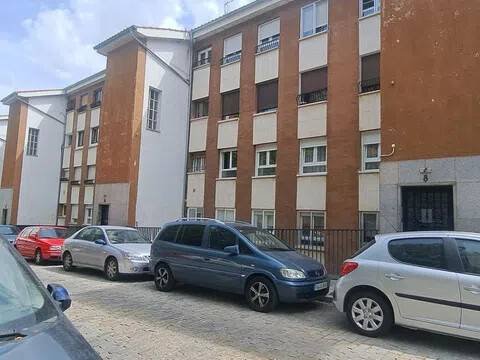 Piso de 100 m² en Ávila