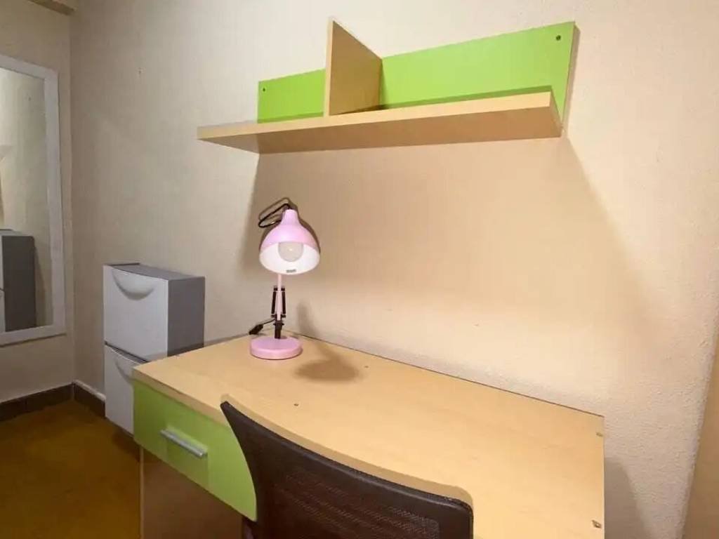 Piso de 95 m² en Ourense