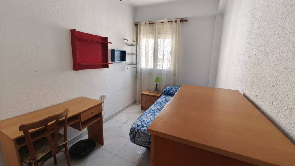 Piso de 101 m² en Almería