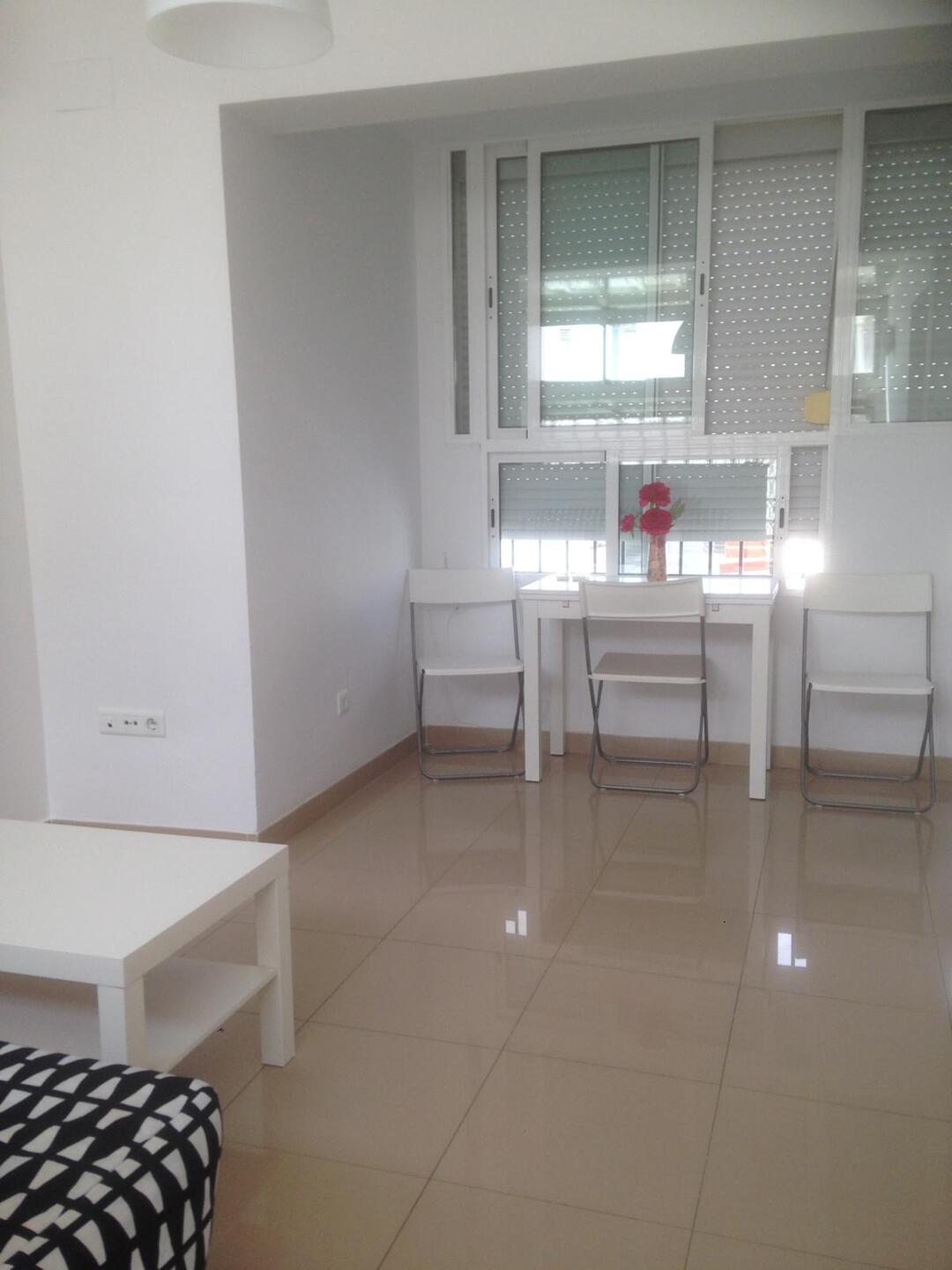 Piso de 80 m² en Sevilla