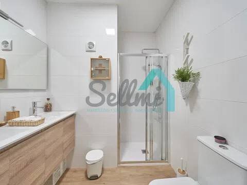 Piso de 106 m² en Oviedo