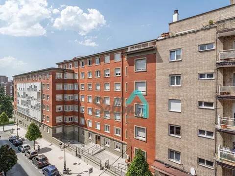 Pis de 124 m² a Oviedo