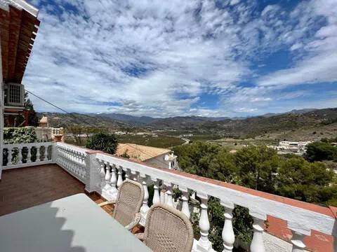 House 187 m² in Almuñécar
