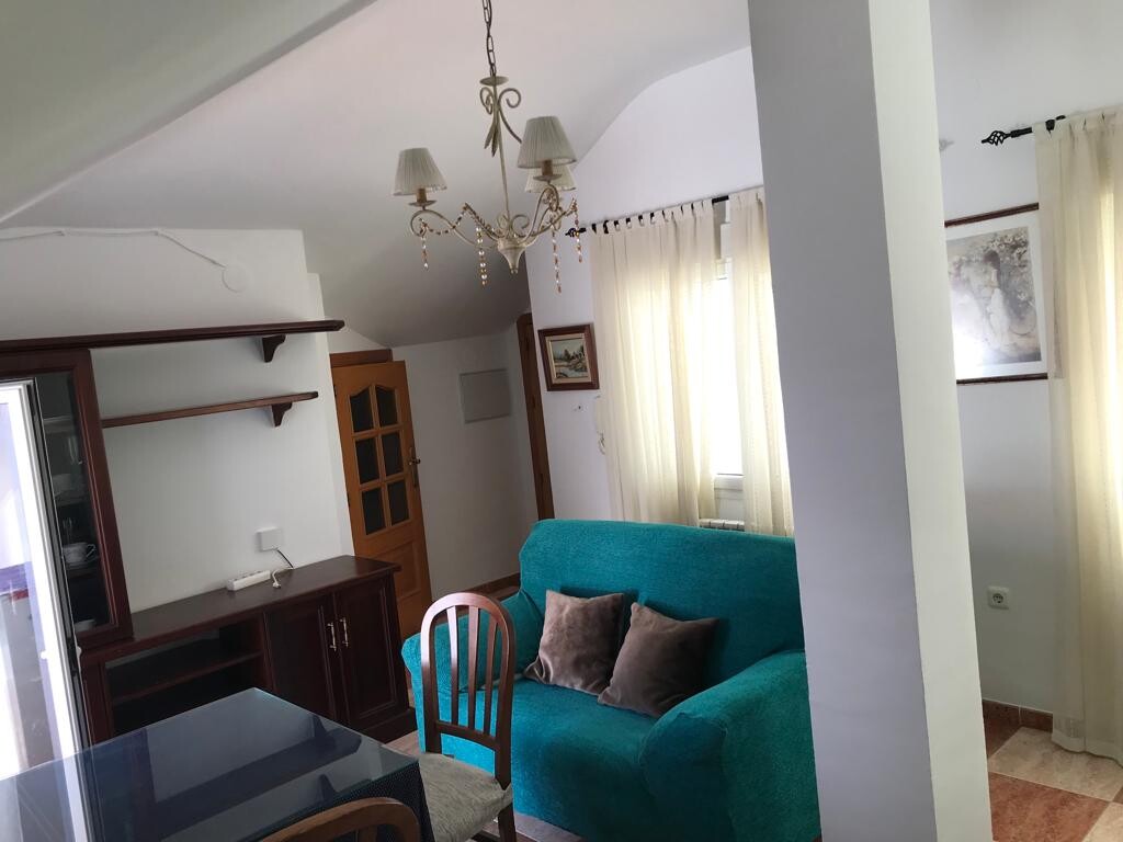 Flat 90 m² in Baza