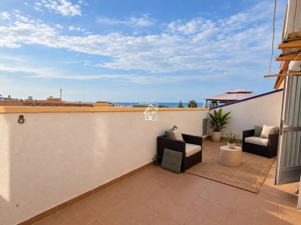 Casa de 85 m² a Oriola