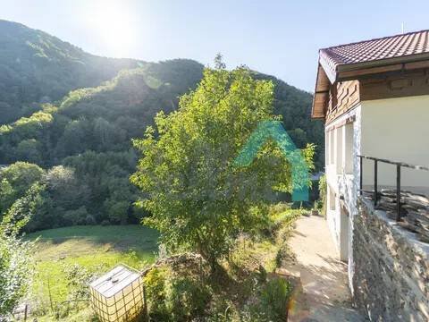 Casa de 200 m² en Mieres