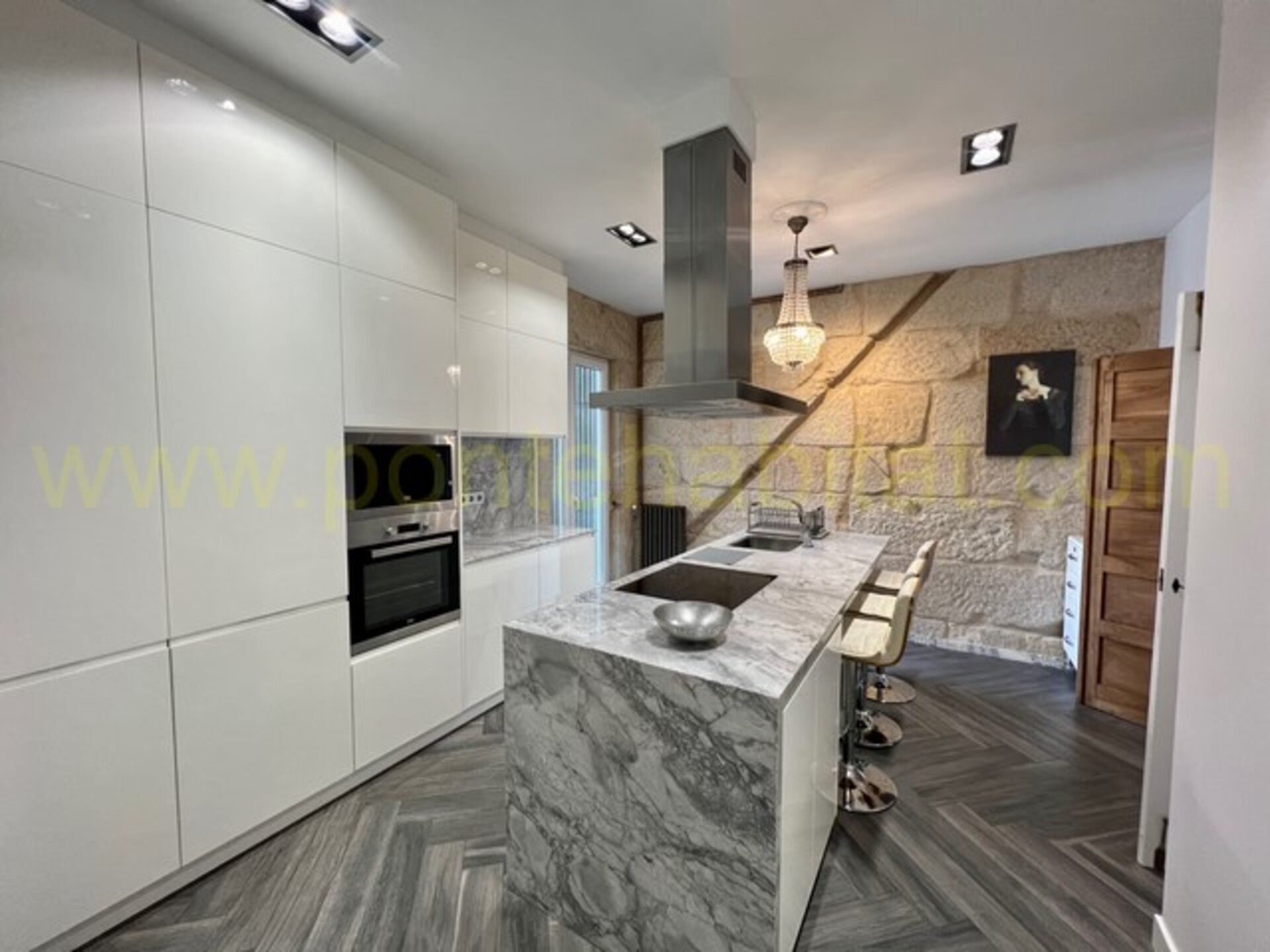 Piso de 150 m² en Pontevedra
