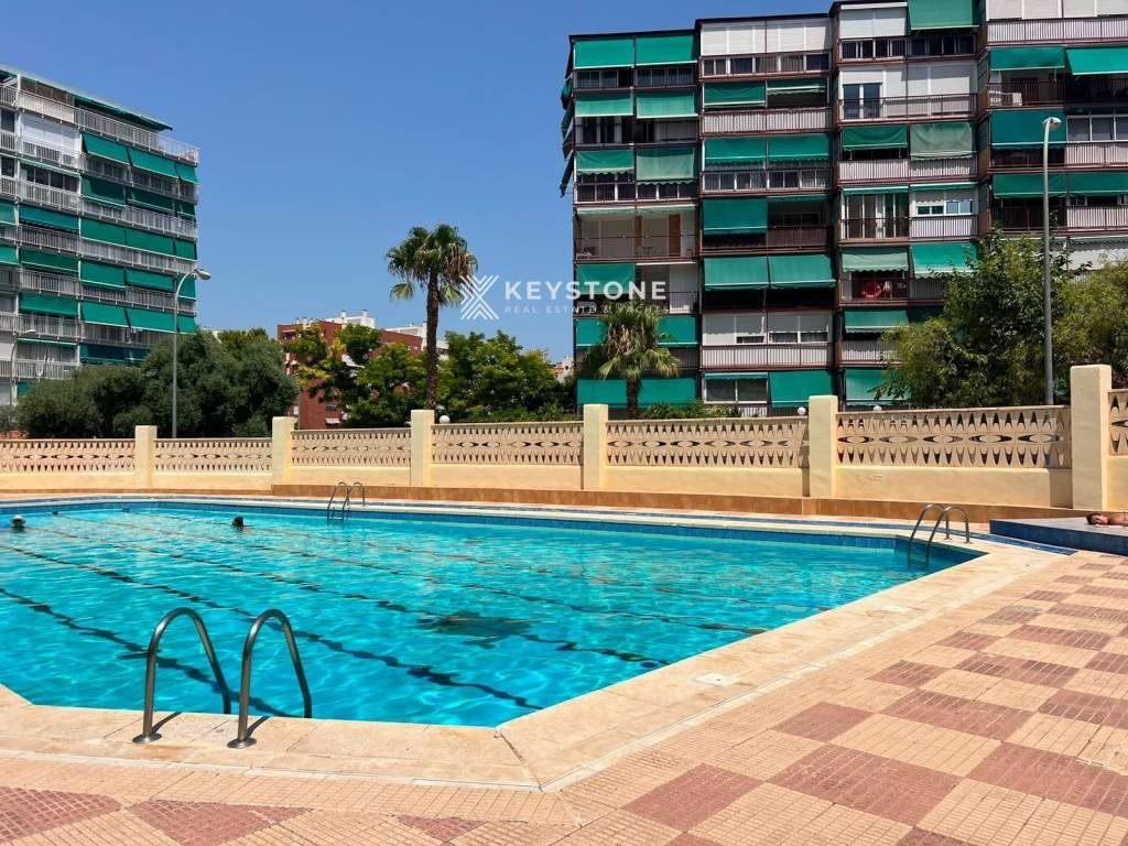 Wohnung 65 m² in Alicante