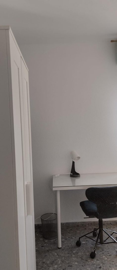 Room for rent, Armilla