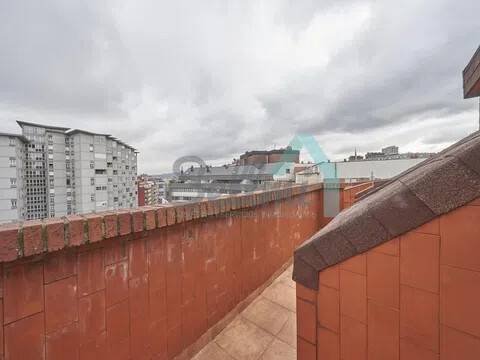 Piso de 70 m² en Oviedo