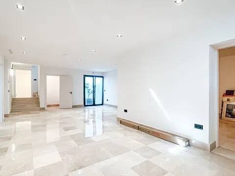 Haus 355 m² in Marbella