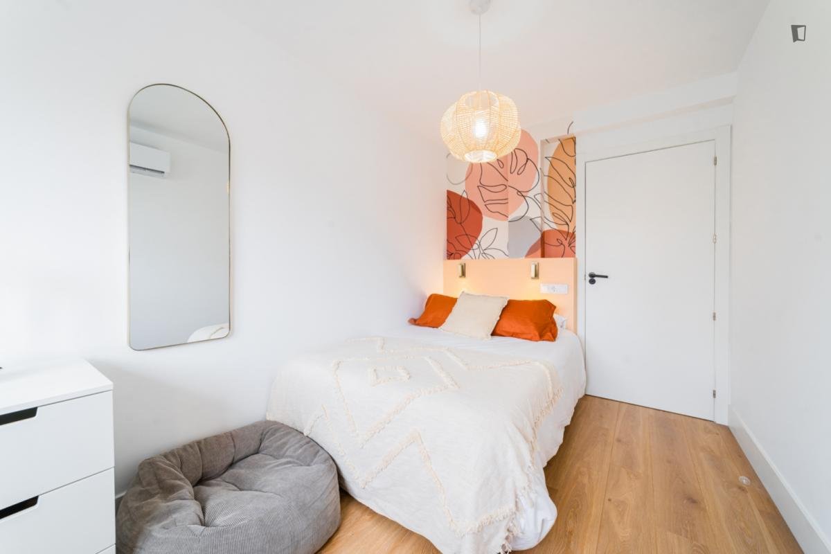 Chambre à louer, Valence