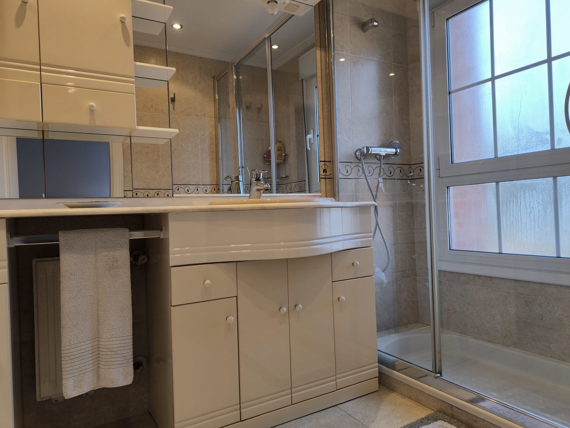 Casa de 200 m² en Siero