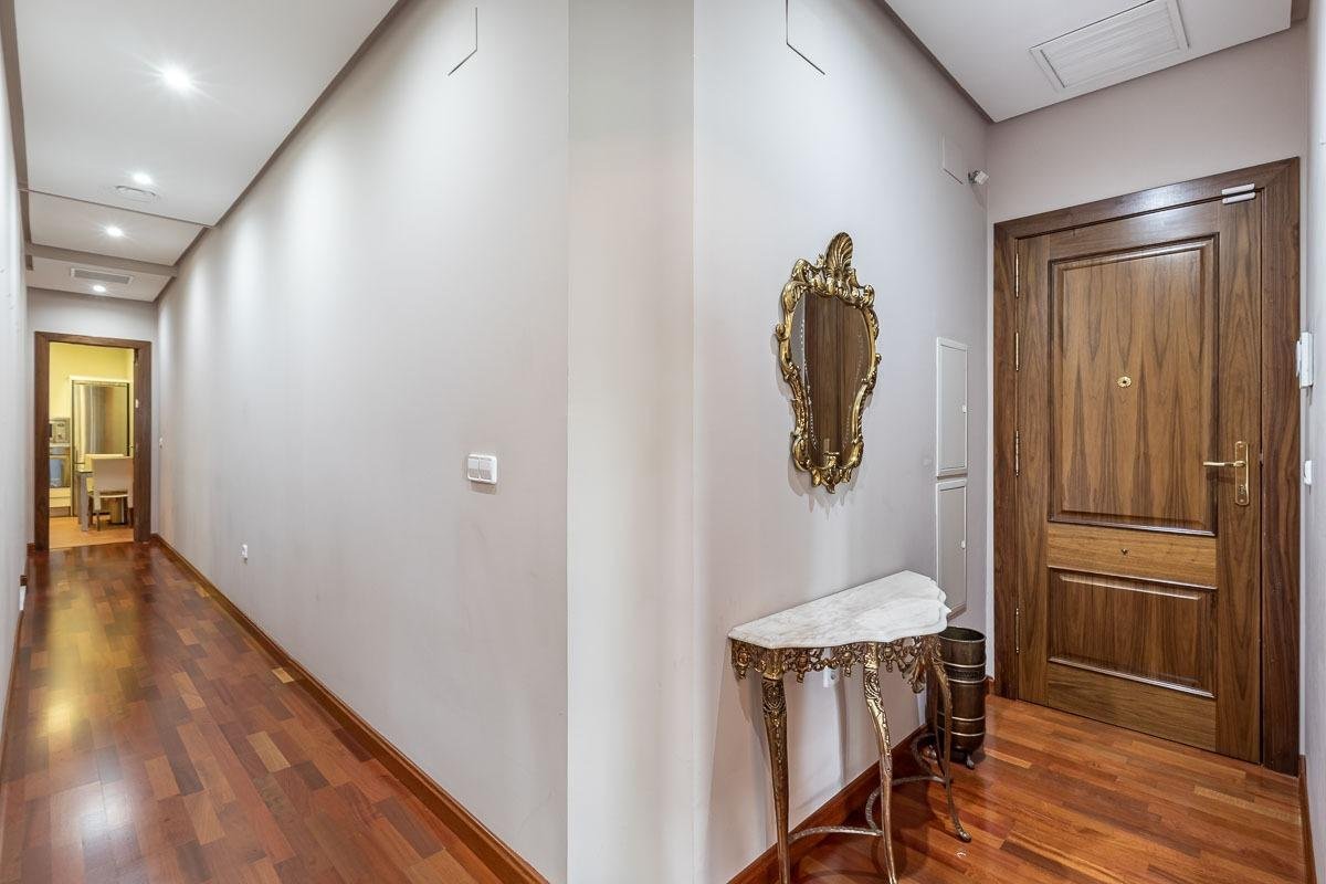 Piso de 140 m² en Granada