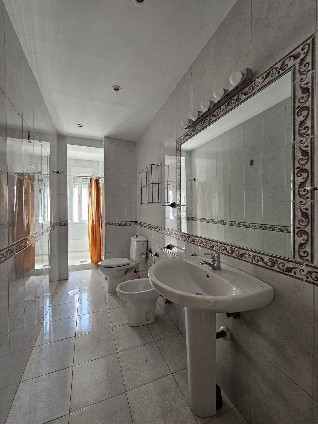 Habitación 150 m², Granada