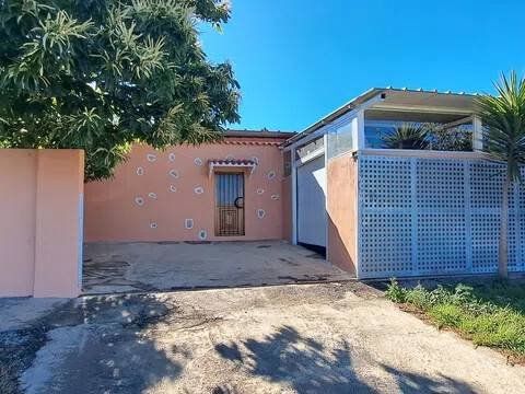 Casa de 90 m² en El Rosario