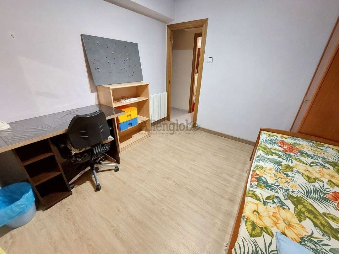Piso de 108 m² en Oviedo