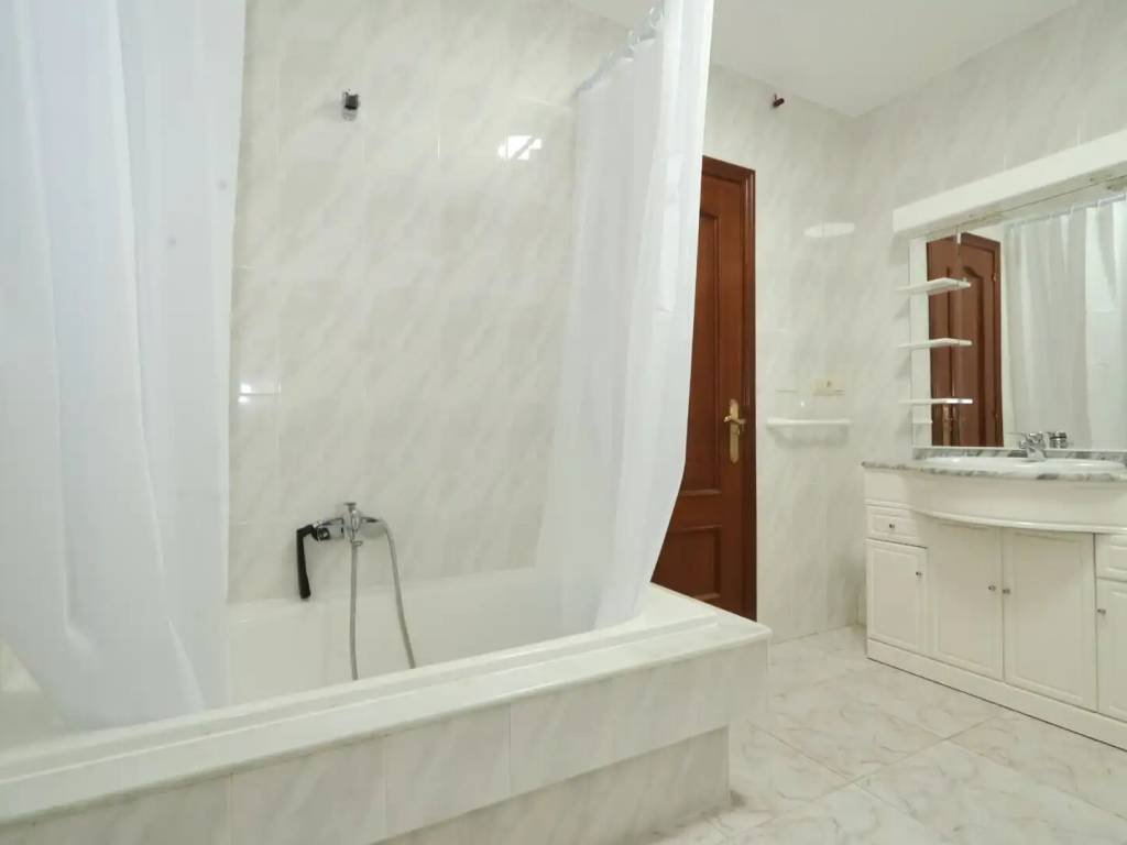Flat 110 m² in Carballo