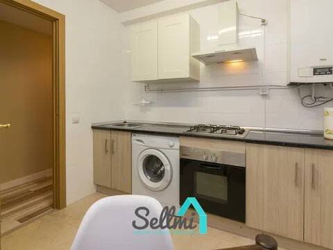 Piso de 80 m² en Oviedo