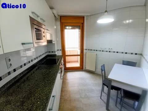 Pis de 92 m² a Oviedo