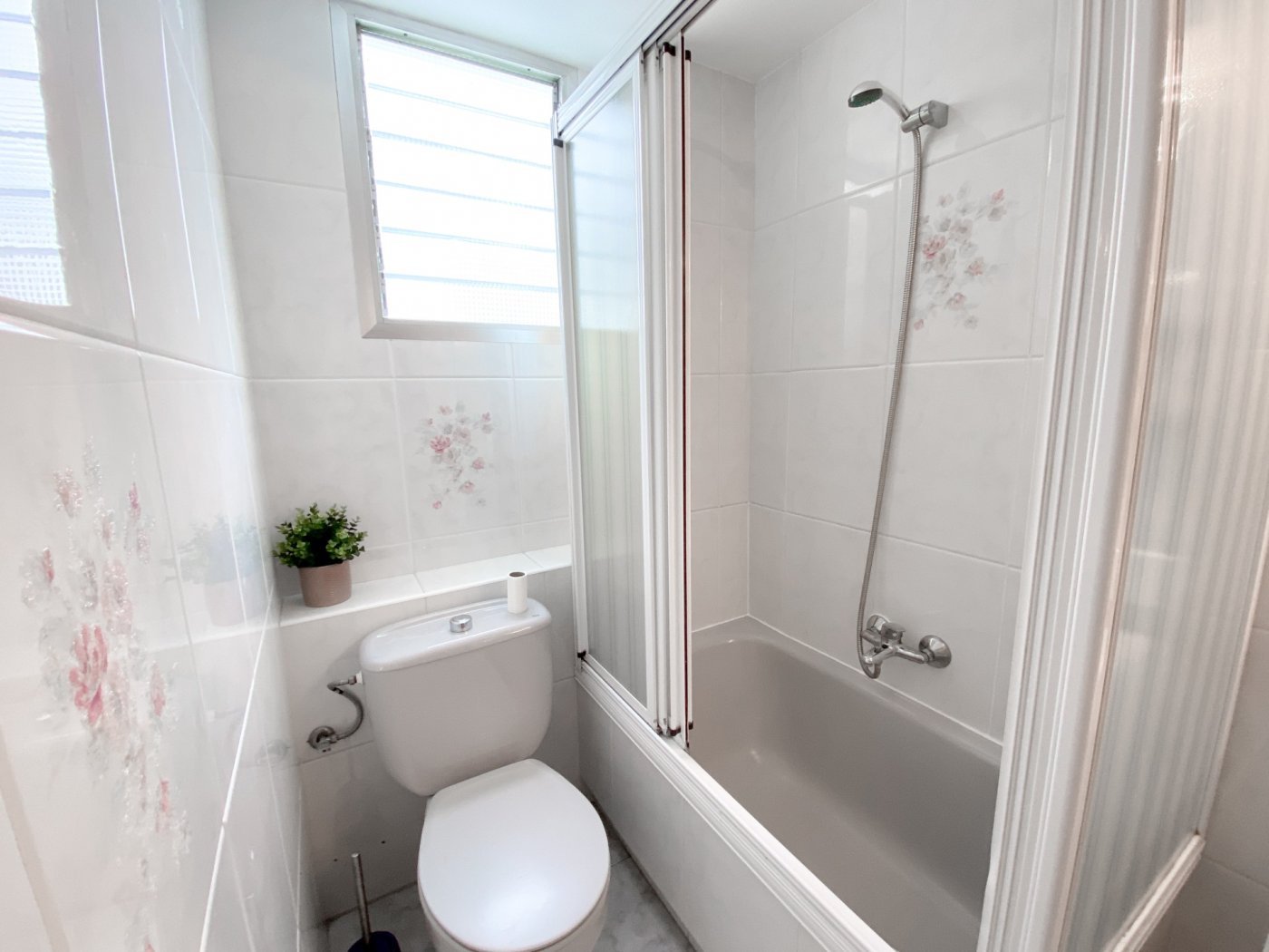 Zimmer 103 m², Valencia