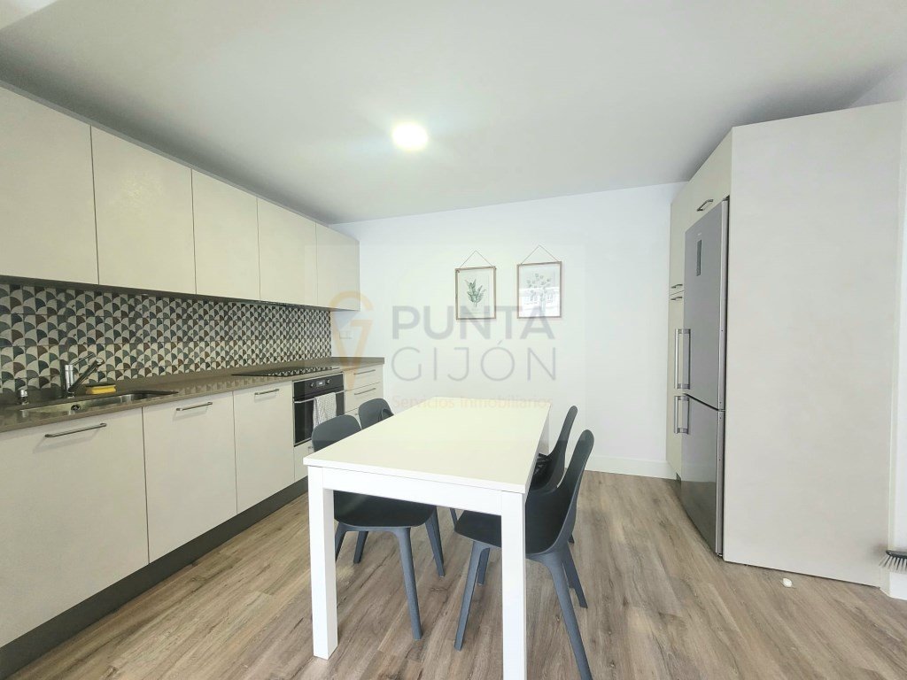 Piso de 58 m² en Gijón