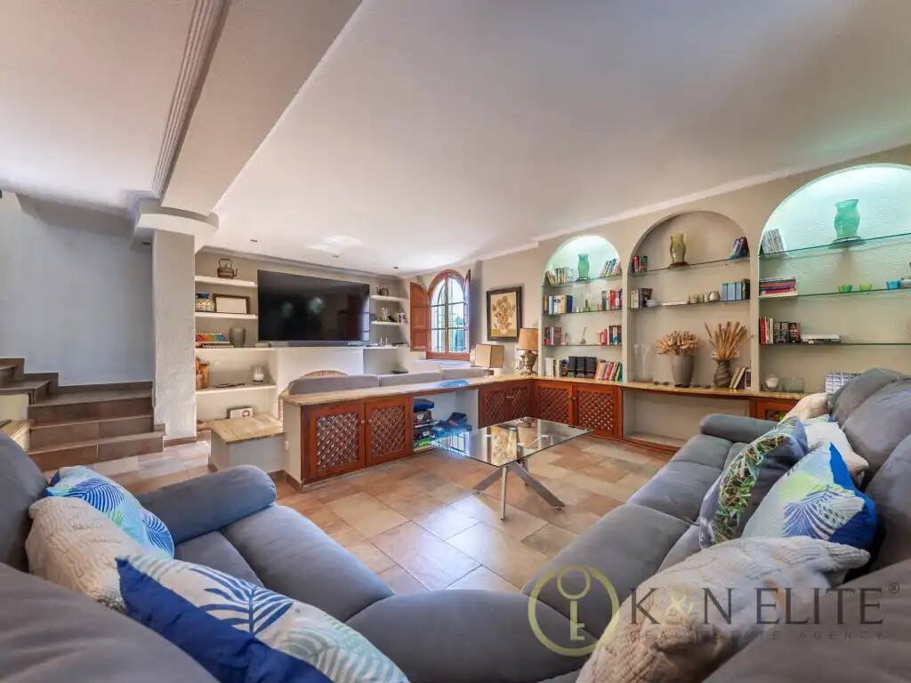 Casa de 631 m² en Elche