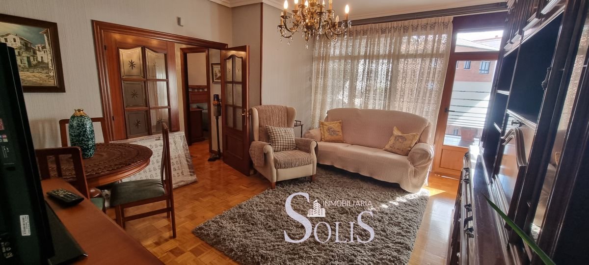 Wohnung 130 m² in Oviedo