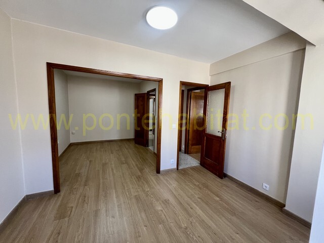 Piso de 78 m² en Pontevedra