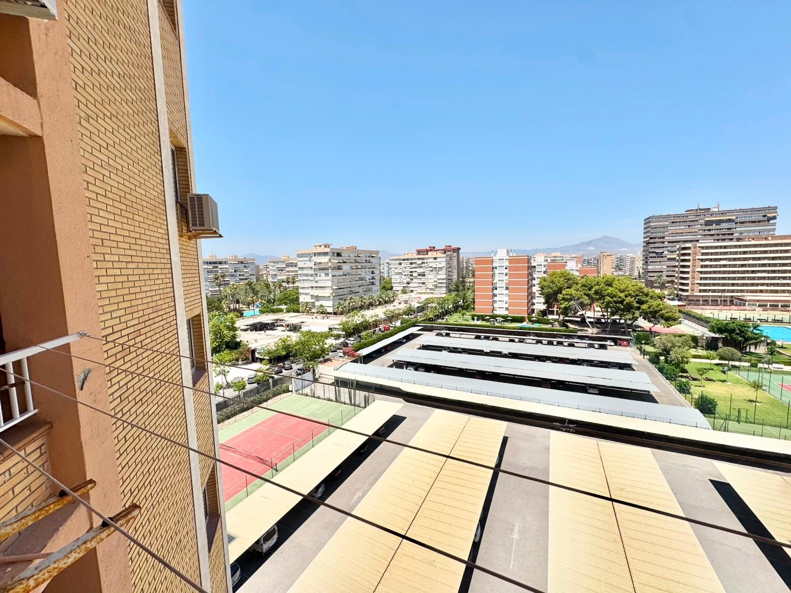 Flat 52 m² in Alacant / Alicante
