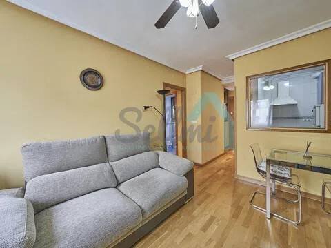 Piso de 48 m² en Oviedo