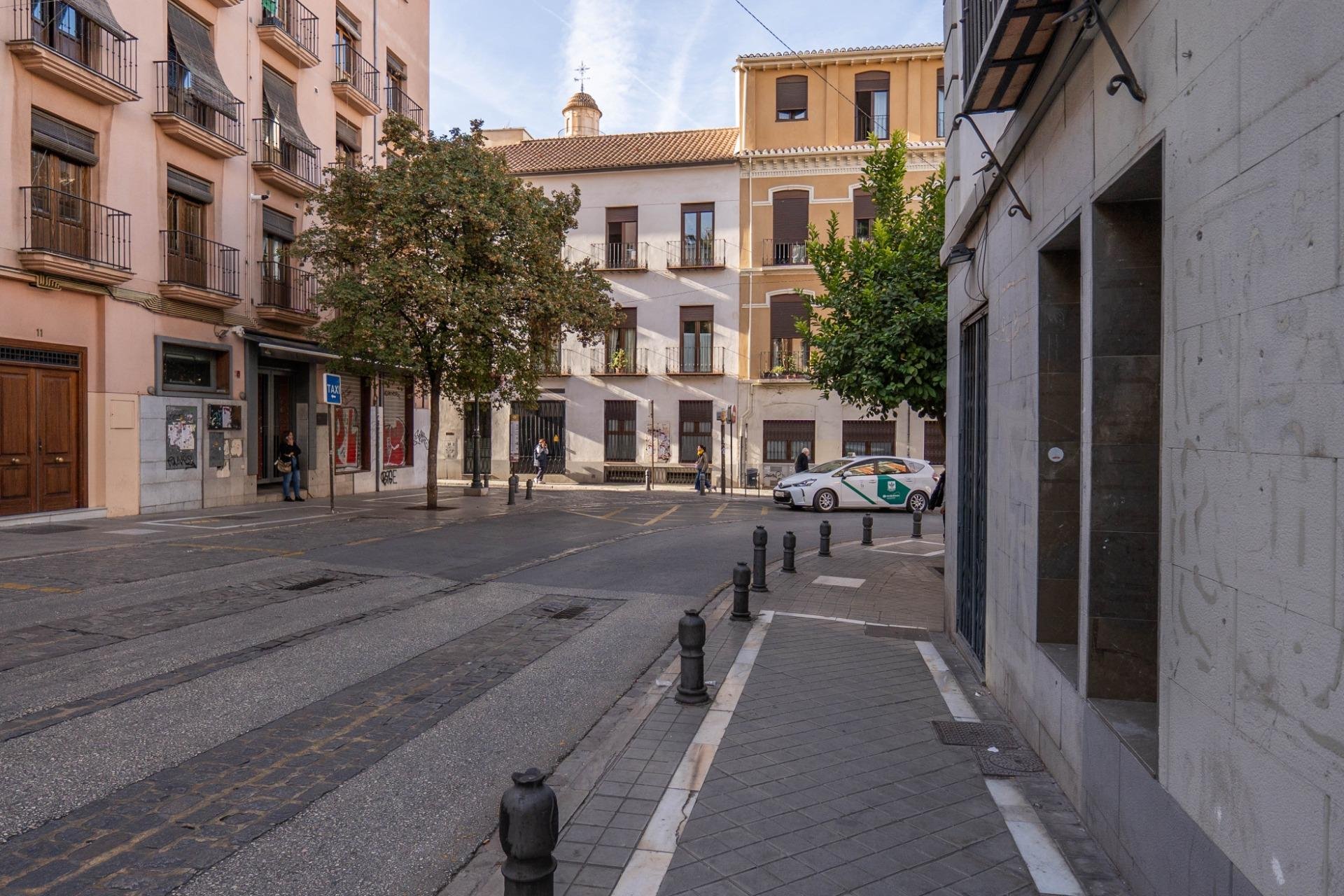 Piso de 84 m² en Granada