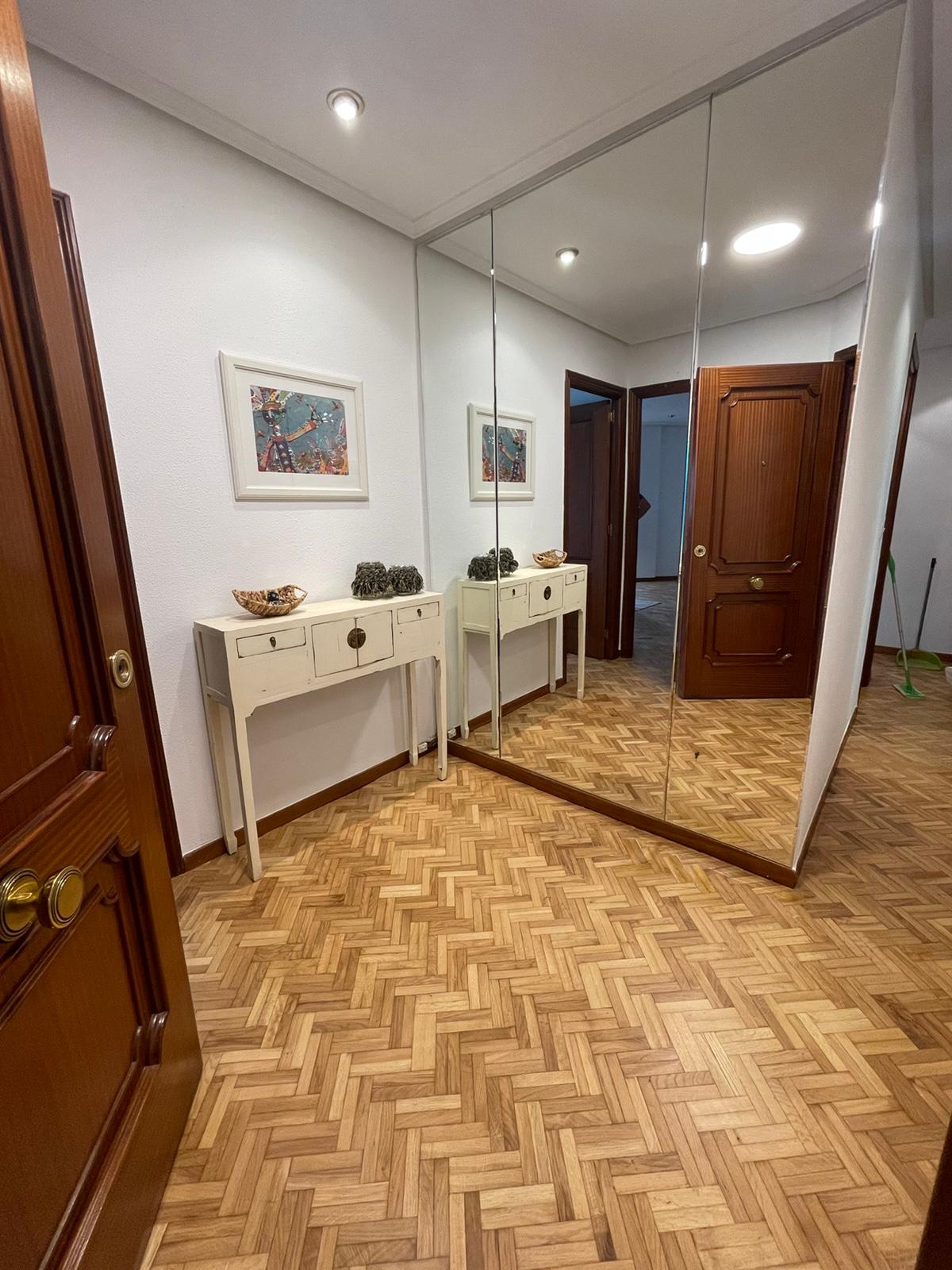 Habitación 95 m², Ourense