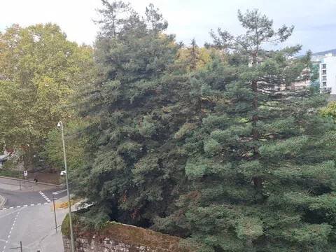 Pis de 90 m² a Pontevedra