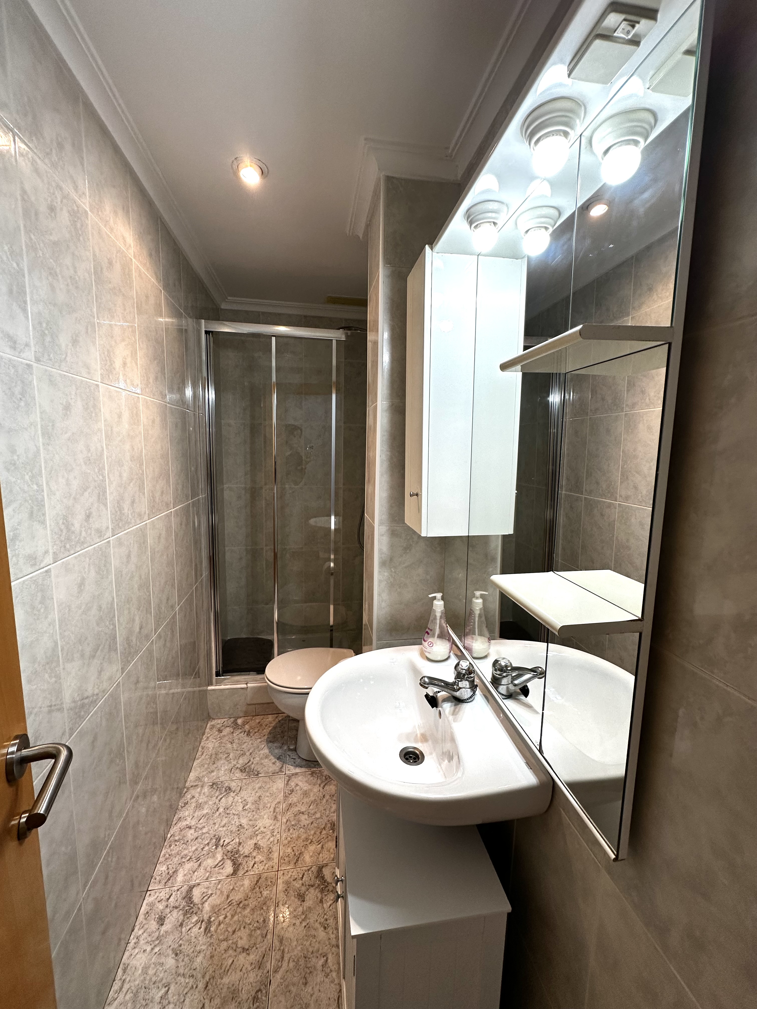 Habitación 100 m², Alicante