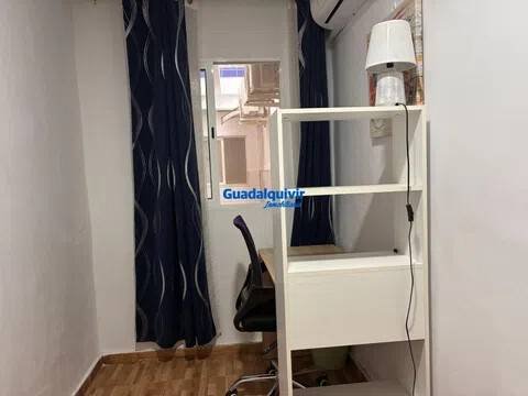 Piso de 85 m² en Sevilla