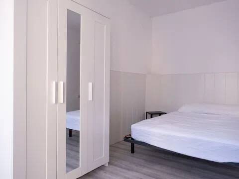 Habitación 140 m², Lérida